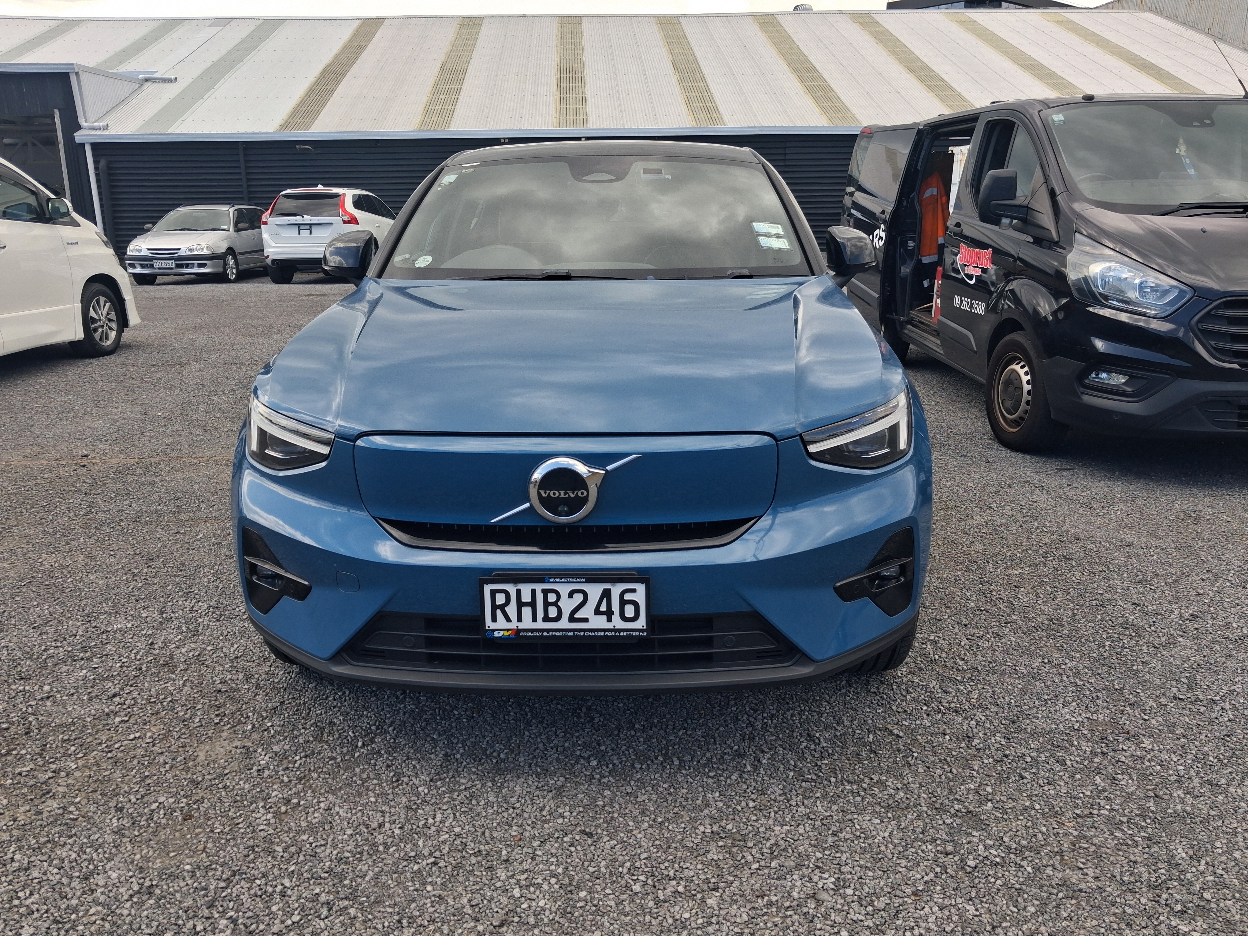 VOLVO C40 STATIONWAGON 2022-CURRENT
